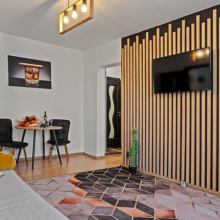 Apartament De Lux Drumul Taberei Bukares Bagian luar foto